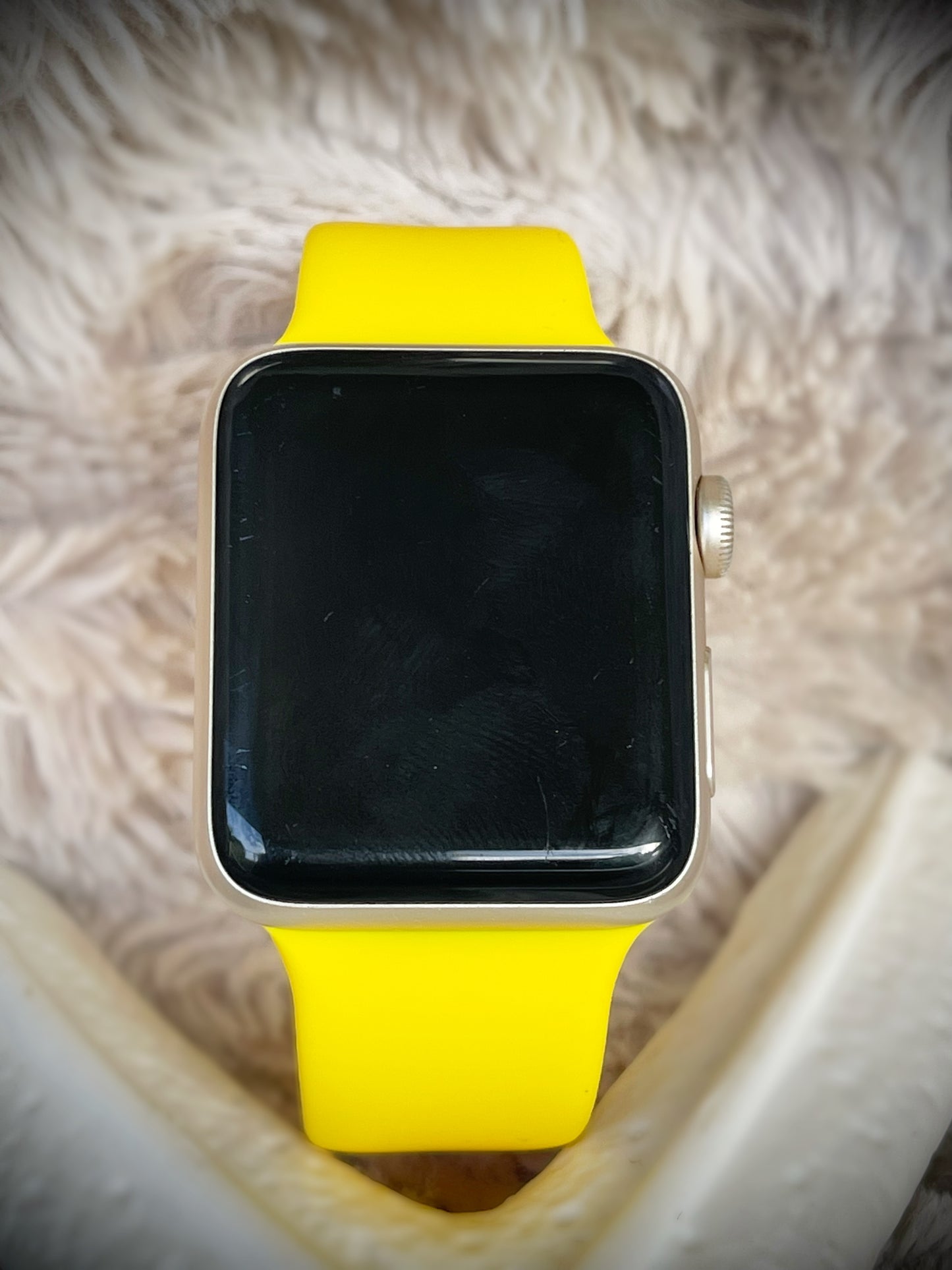 Cacha Silicone Band - Yellow