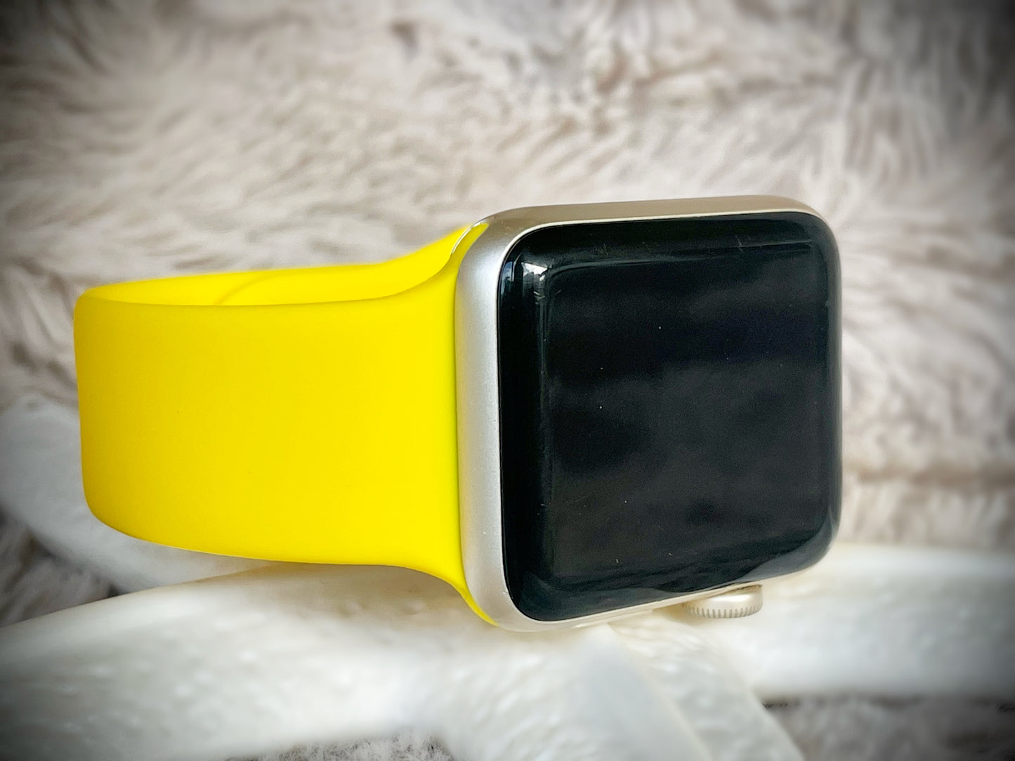 Cacha Silicone Band - Yellow