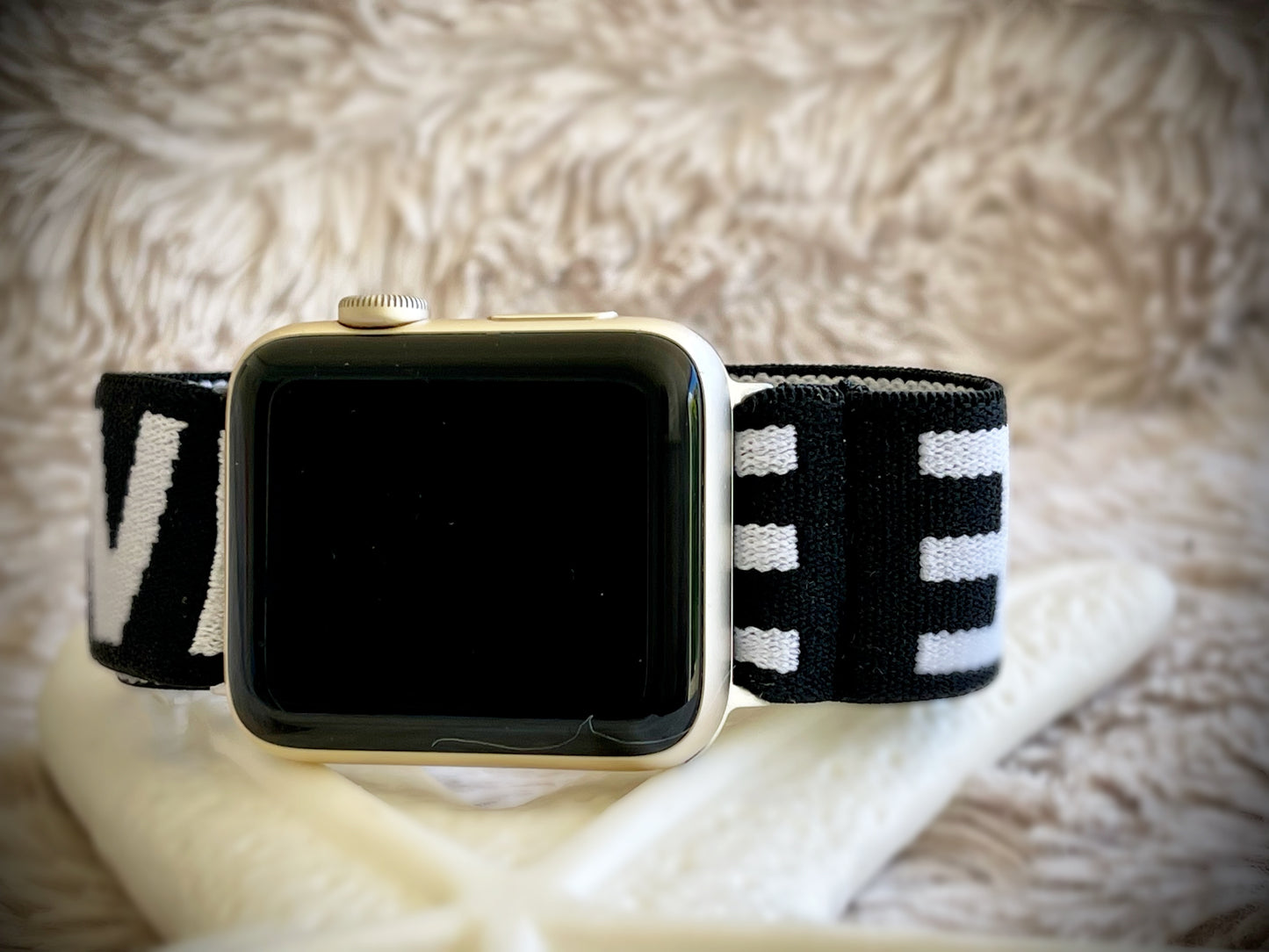 Cacha Nylon Loop Band - Love
