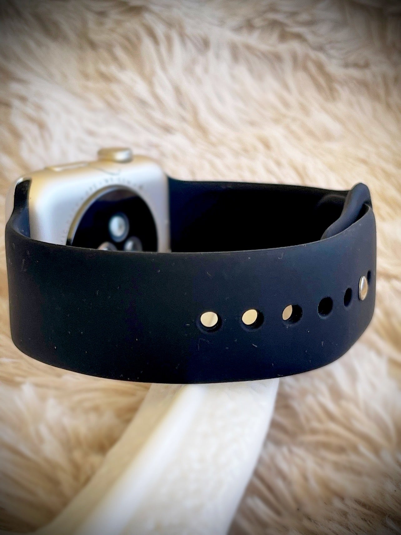 Cacha Silicone Band - Black