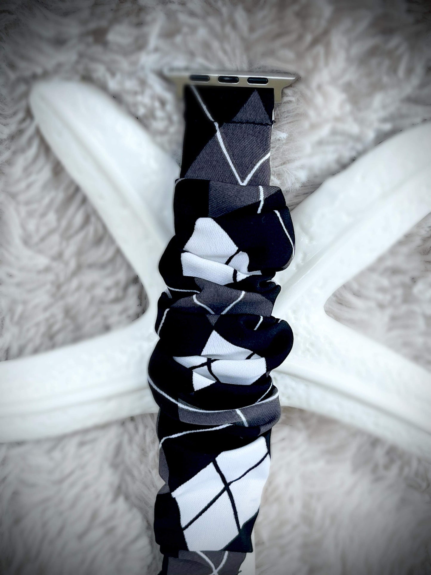 Cacha Scrunchie Band - Geometric Grey/White/Black