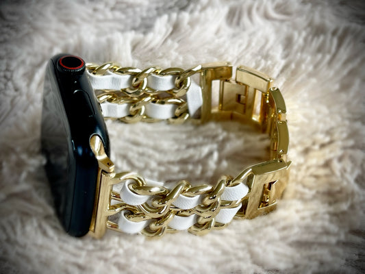 Cacha Gold Chain - White